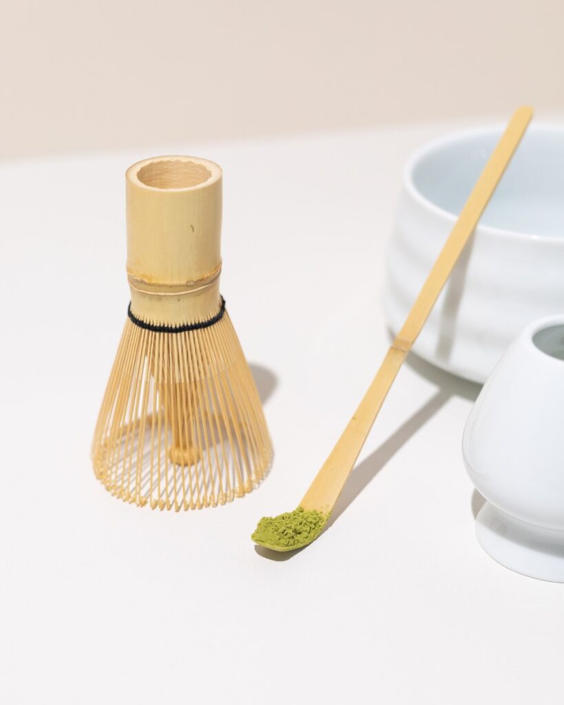 Bamboe matcha klopper en poeder als duurzaam lifestyle product